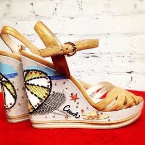Coach Caroline Wedge Beach Sandal 8.5 super fun